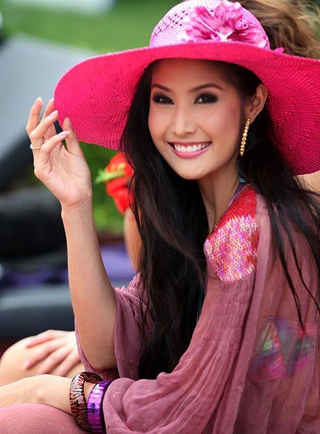Pretty Thai Girl: Dowry?